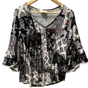 Alchemy Thread Super Soft Flutter Sleeve Top